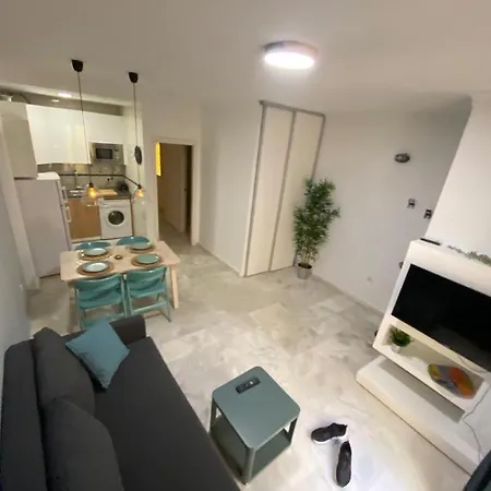 Lovely 1Bedroom Apartment In The Heart Of Malaga - Wifi&Ac Buitenkant foto